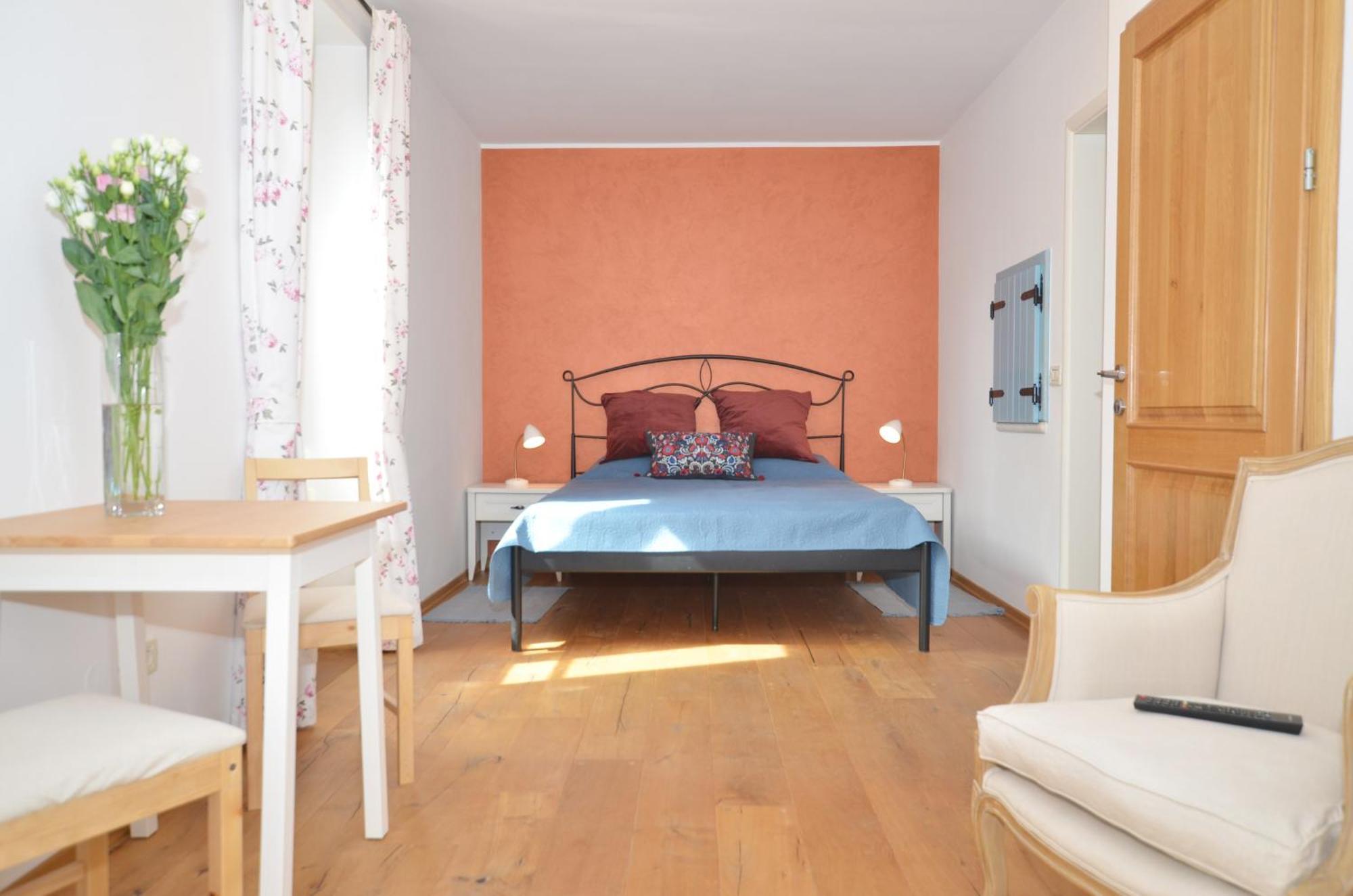 Casa Degli Artisti Hotel Ровин Екстериор снимка